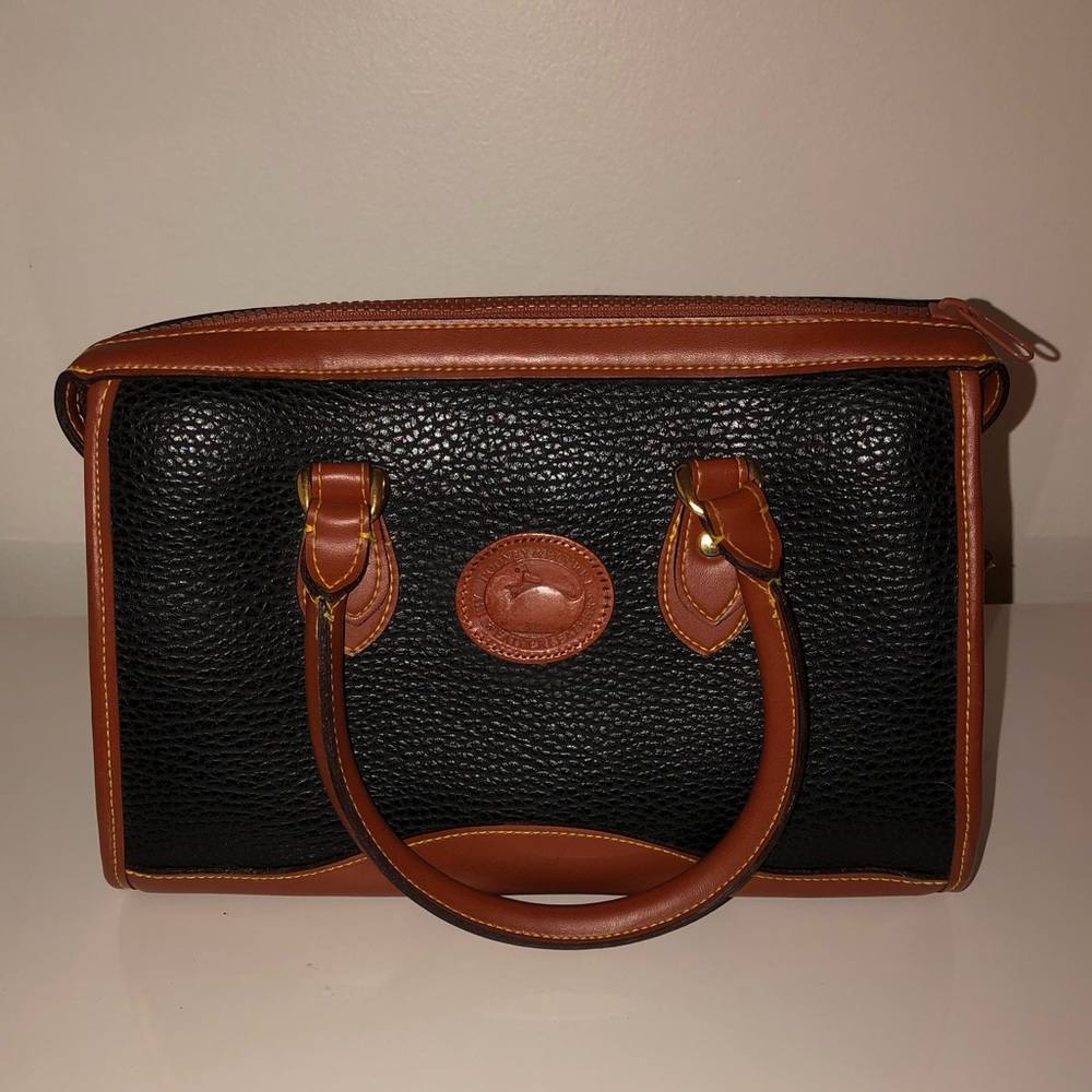 Dooney & Bourke authentic handbag